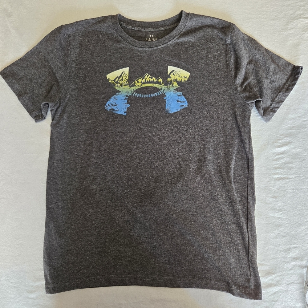 Under Armour Boys Gray Short-Sleeve Tee with Outdoor Logo, YLG